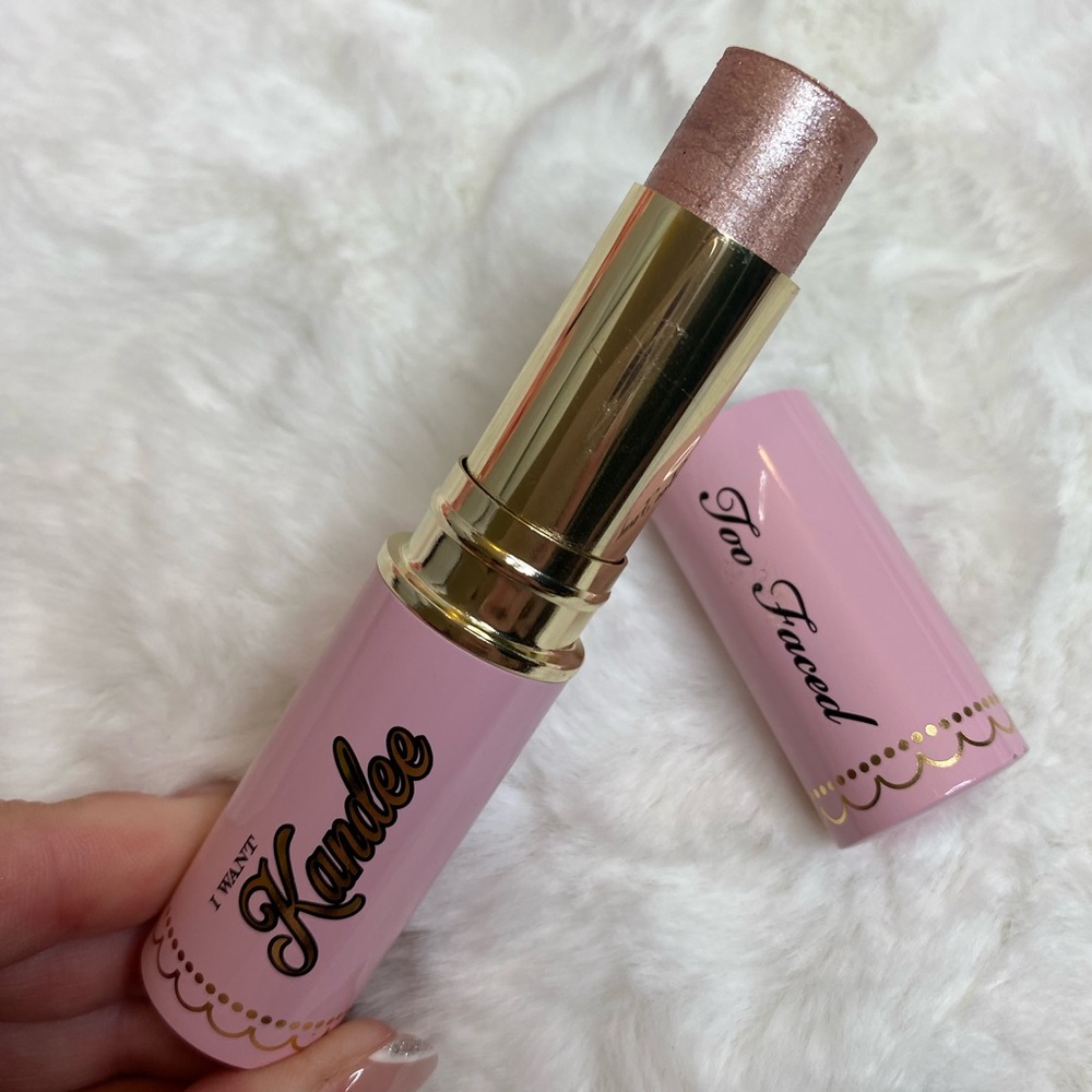 Too Faced Kandee highlighter limited edition